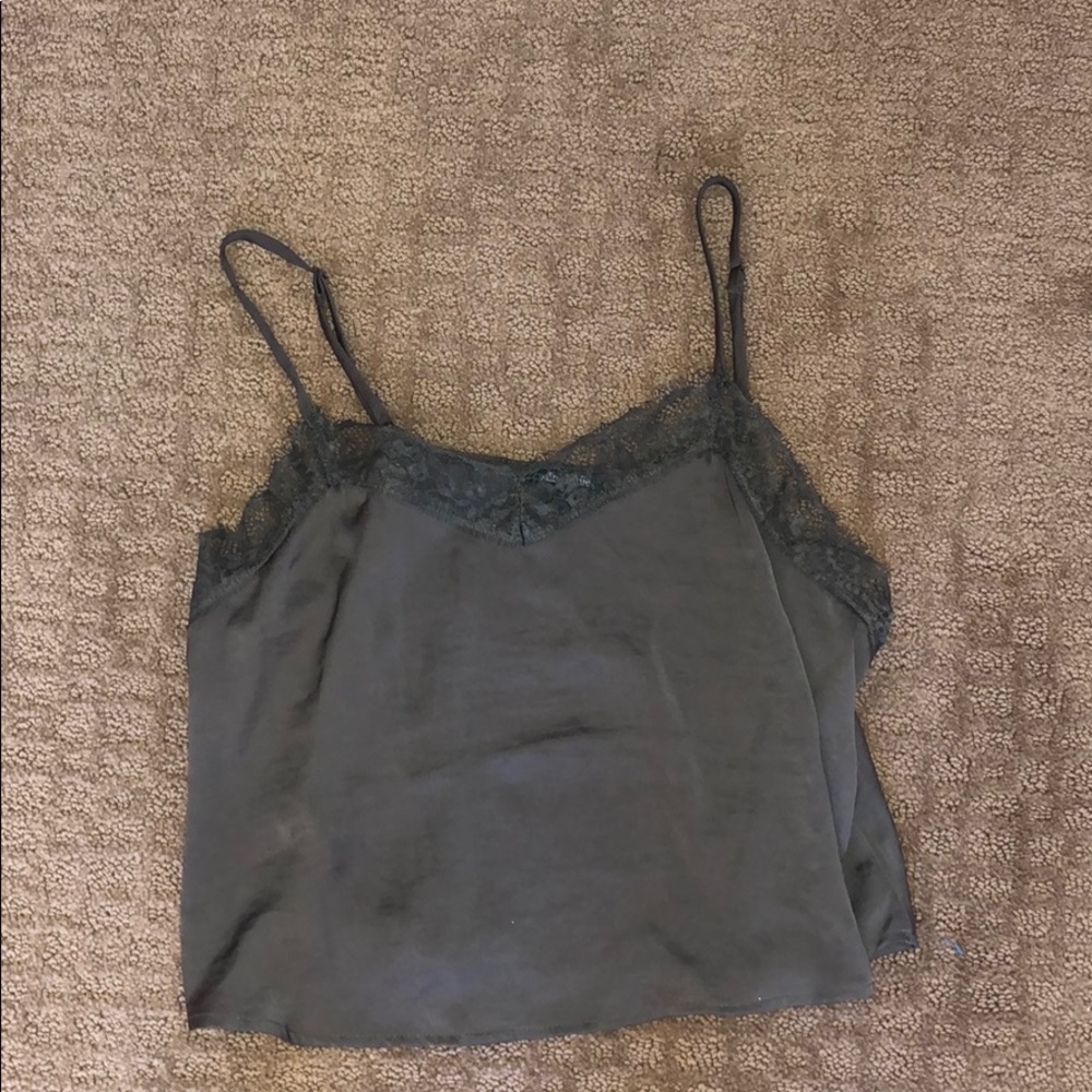 (🦋5/$35) Dark green tank top with lace trim